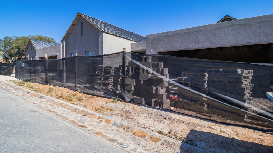 4 Bedroom Property for Sale in Longlands Country Estate Western Cape